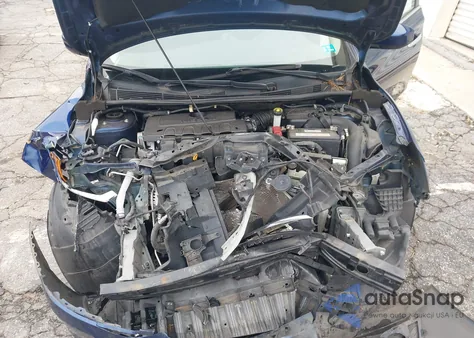 2017 Nissan Sentra S z USA, uszkodzony, nr VIN 3N1AB7AP7HY376184